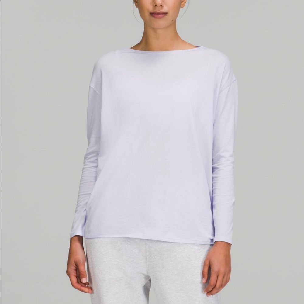 Lululemon back in action long sleeve size 6